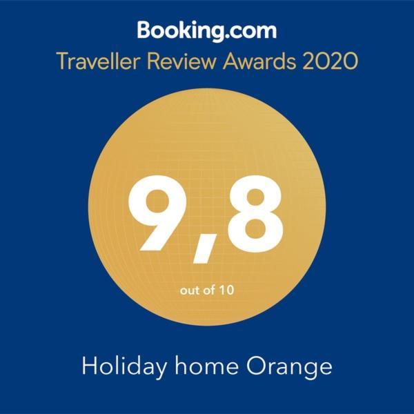 Holiday Home Orange ウトイェハ エクステリア 写真