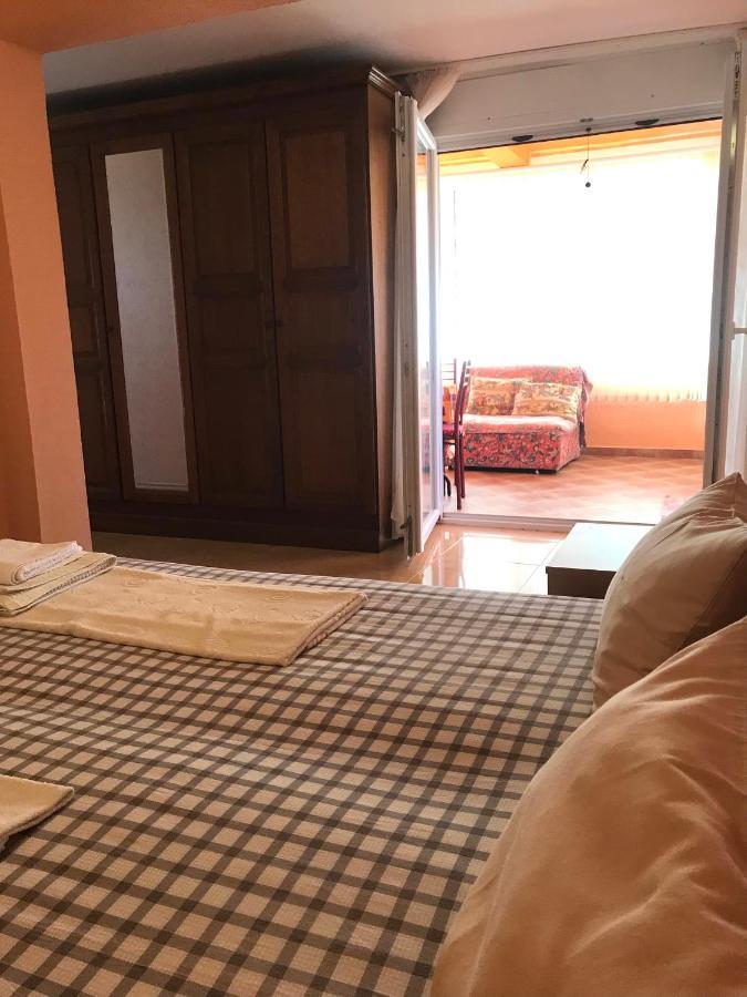 Holiday Home Orange ウトイェハ エクステリア 写真