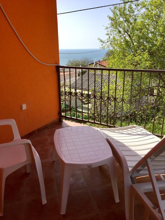 Holiday Home Orange ウトイェハ エクステリア 写真