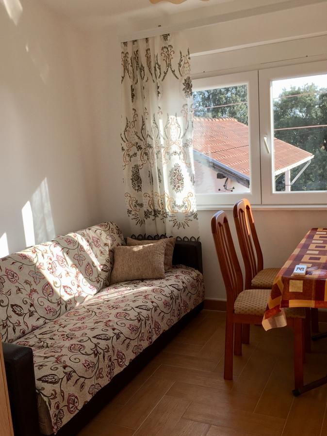 Holiday Home Orange ウトイェハ エクステリア 写真