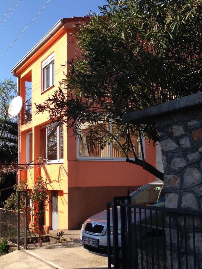 Holiday Home Orange ウトイェハ エクステリア 写真