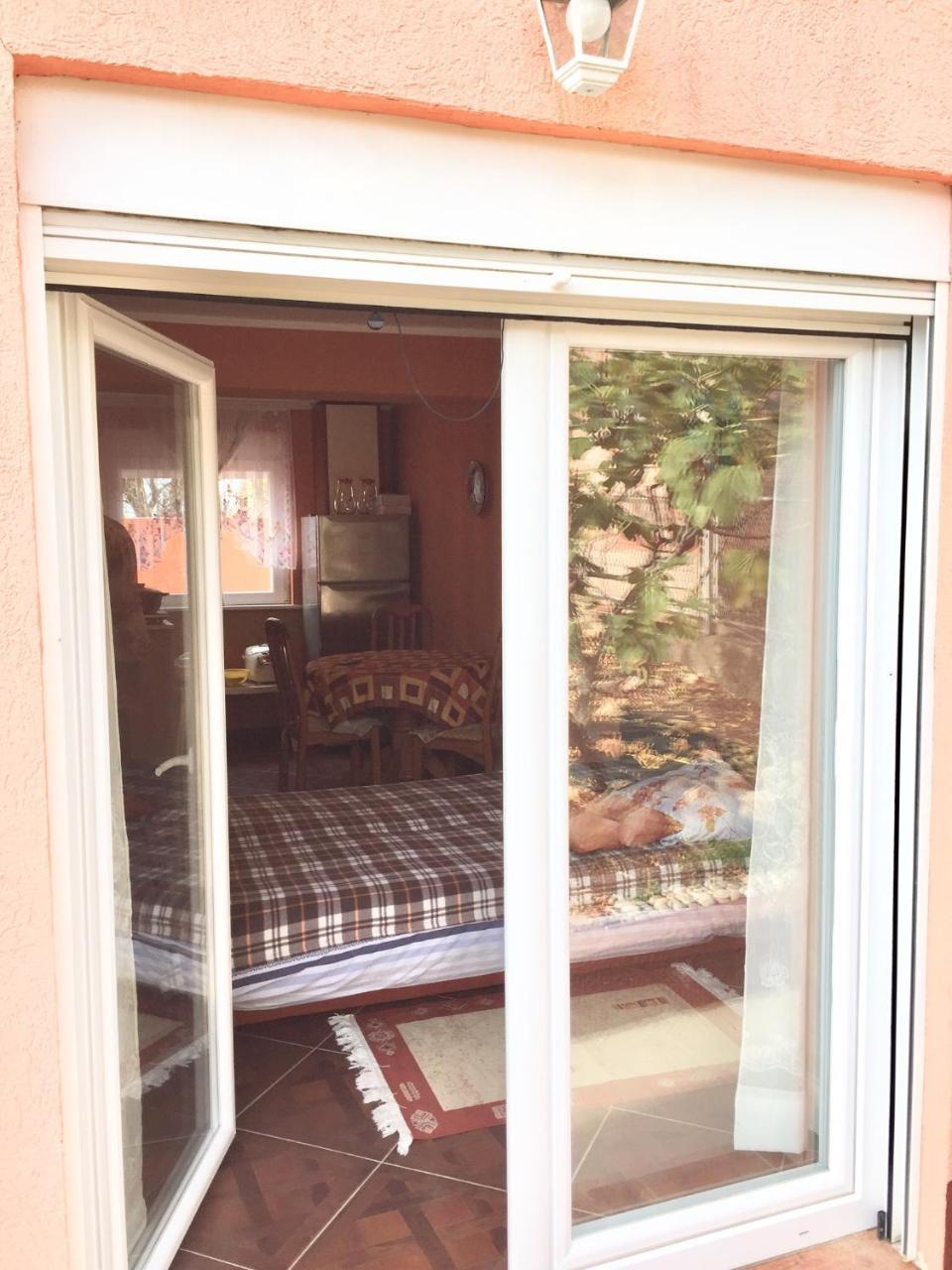 Holiday Home Orange ウトイェハ エクステリア 写真